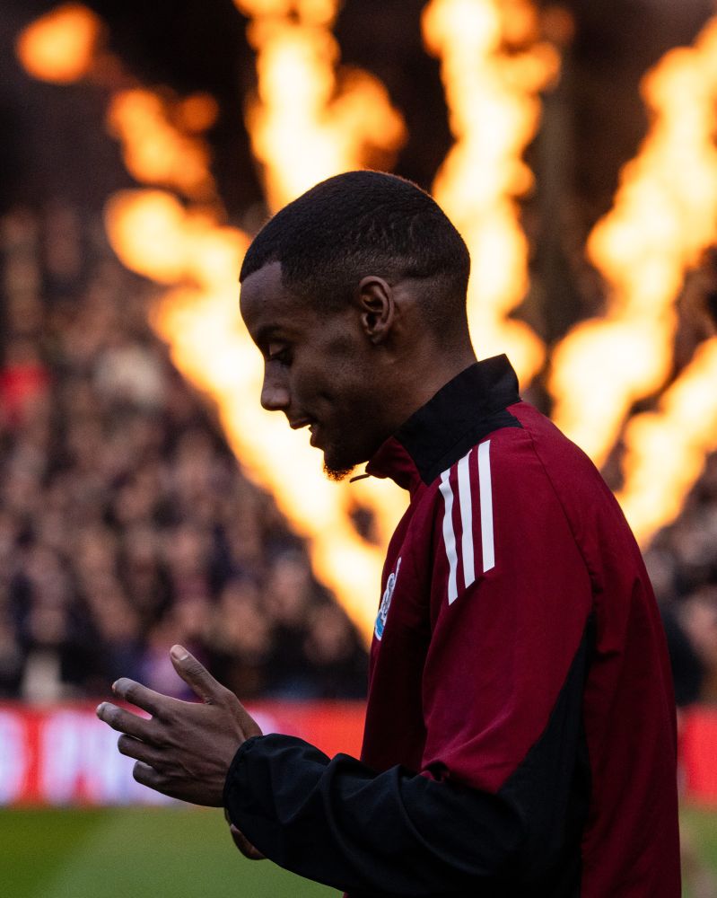Alexander Isak pre-Palace