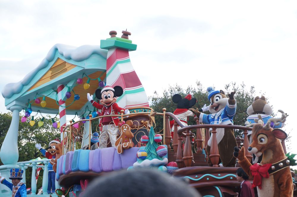 今年終了のパレード、クリスマスストリーズ