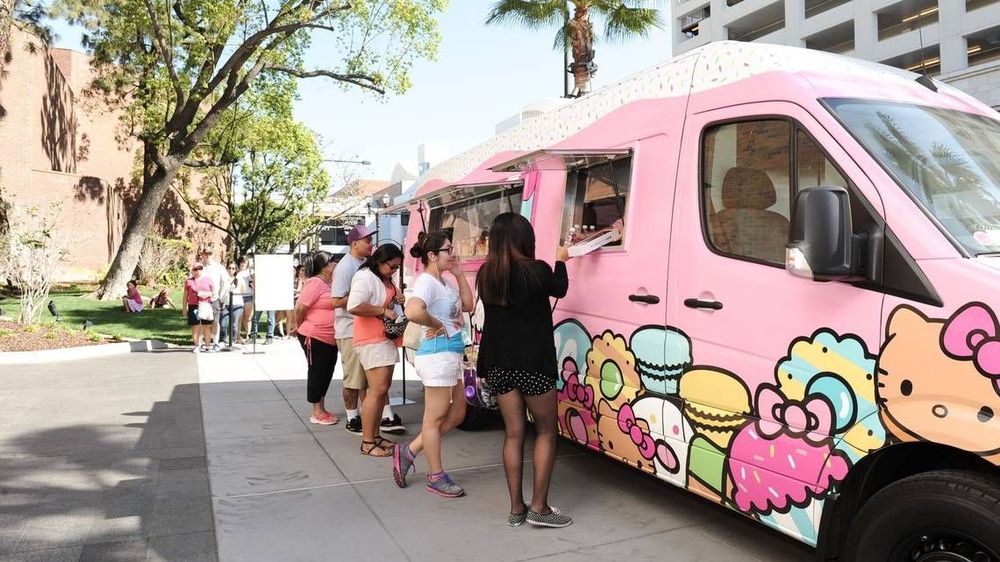 Hello Kitty truck returns to Sacramento area with special merch. What’s for sale?