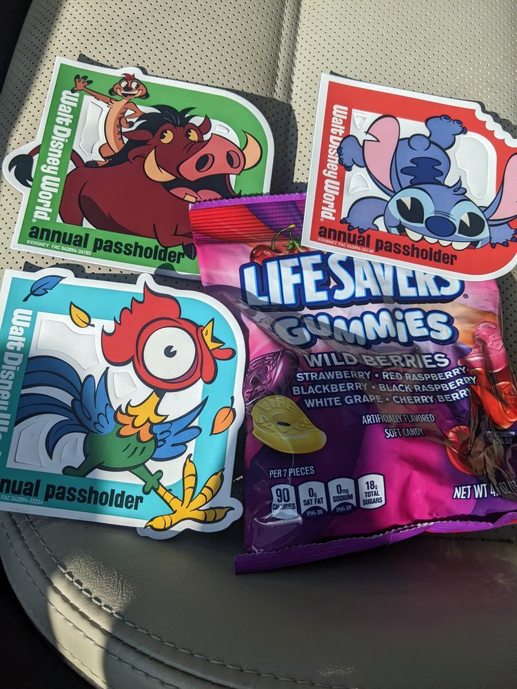 Free AP magnets and gummies from Santa