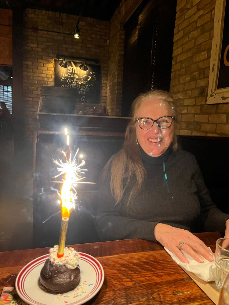 A sparkler FOUNTAIN in a birthday cake 
