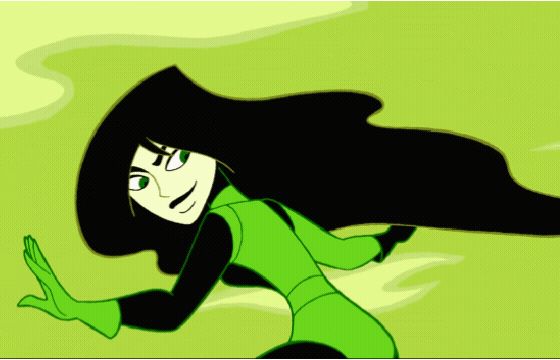 short gif of shego blowing a kiss