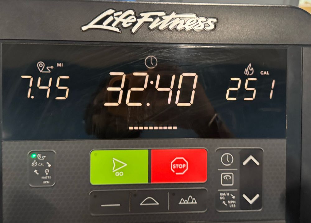 Machine readout (bike) 30 mins, 250 calories, 7 miles