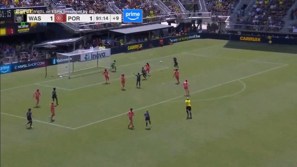 Screenshot moments before Trinity Rodman scores a 1-timer in the 92nd minute to win it for the Spirit