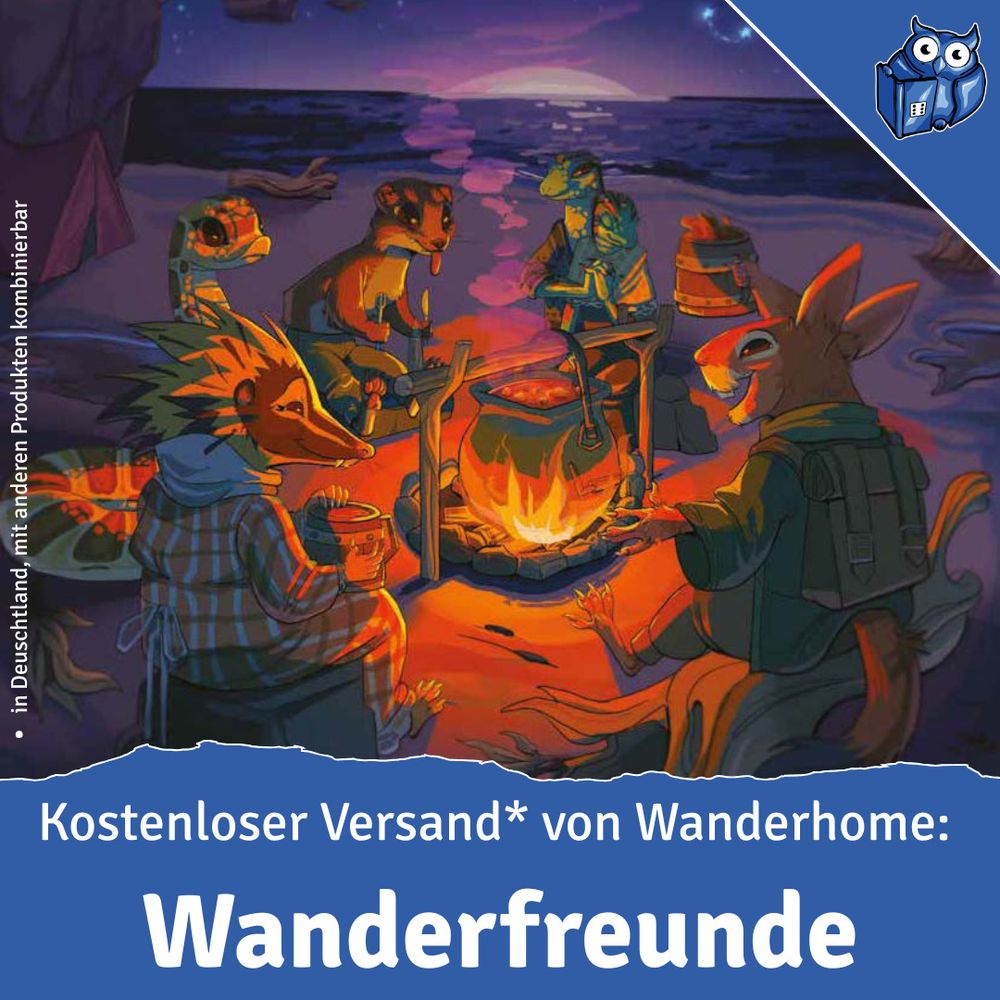 Gemütliche Lagerfeuerszene aus Wanderhome: Verschiedene anthropomorphe Tierwesen sitzen um ein knisterndes Lagerfeuer am Strand. Links ein Igel in kariertem Hemd und rechts ein Hase mit Rucksack. Alle wirken entspannt und freundschaftlich. Im Hintergrund schimmert das Meer in violett-rosa Tönen. Unten im Bild steht in weißer Schrift auf blauem Grund: "Kostenloser Versand* von Wanderhome: Wanderfreunde". Oben rechts das System Matters Logo mit der blauen Eule.