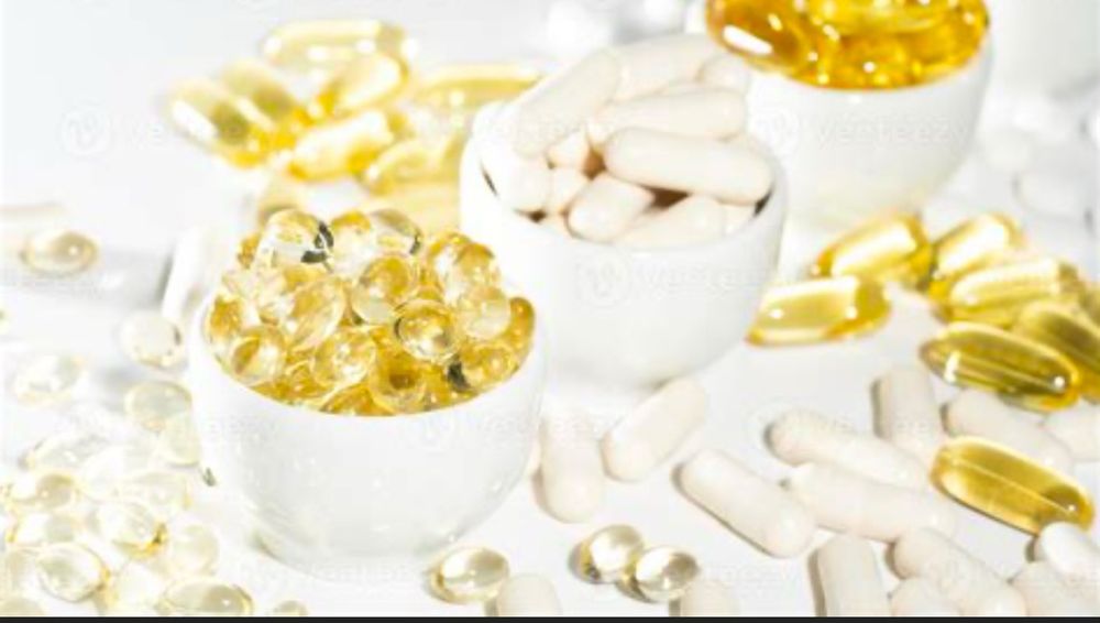 Fish oil and vitamin D capsules 