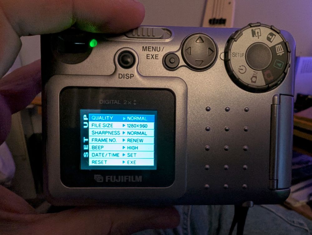The back side of my Fuji MX-1200 camera, showing the root setup menu.