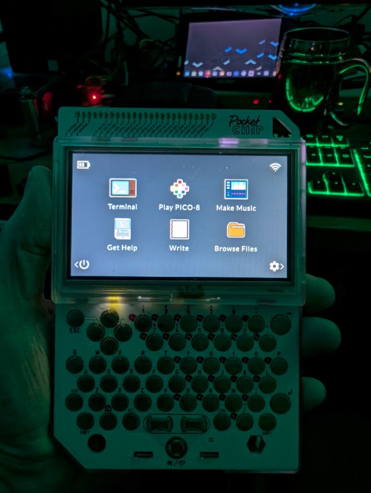 Pocket chip booted up to the desktop.