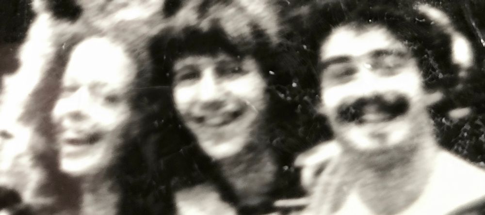 Sonia Côté (chatouille ) Reynald Bouchard RIP et Ben LaBarouette (Benoit Ranger) au IJA 1987
Trois Québécois en cavale belle folie!!!