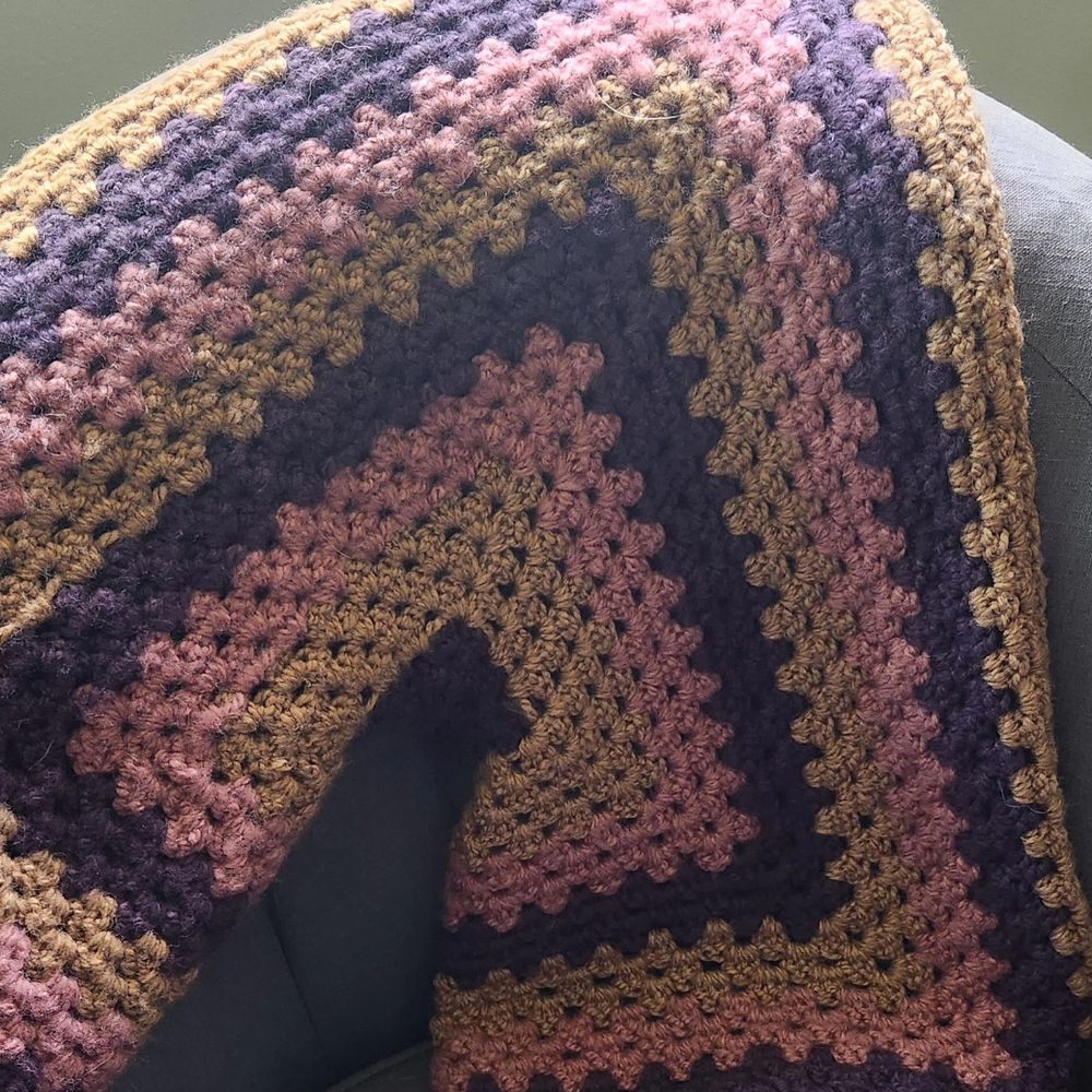 Crochet granny hexagon cardigan 