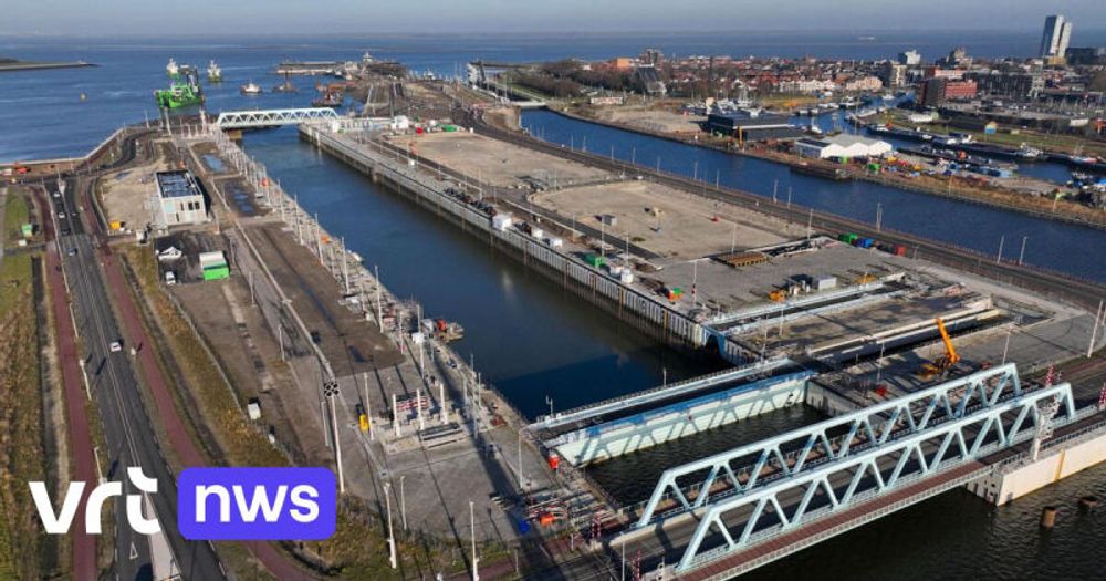 Nieuwe Sluis laat nog grotere zeeschepen toe op kanaal Gent-Terneuzen: "Even groot als sluizen op Panamakanaal"