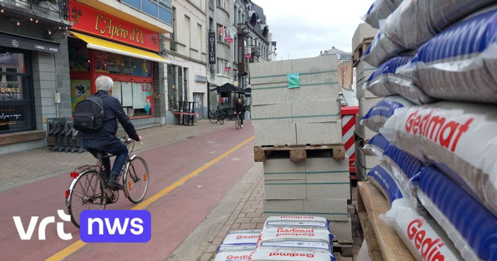 Werken veroorzaken al 2 jaar hinder bij horecazaken aan Ajuinlei in Gent: "Stad luistert niet naar onze klachten"