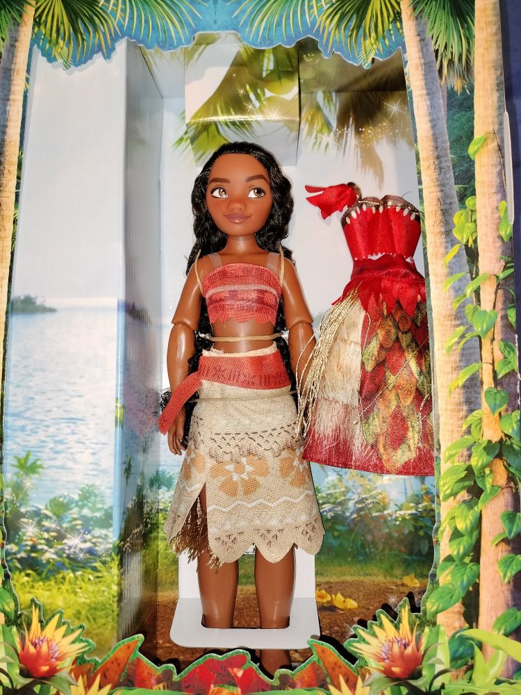Moana Disney Story Doll with additional outfit in box. 