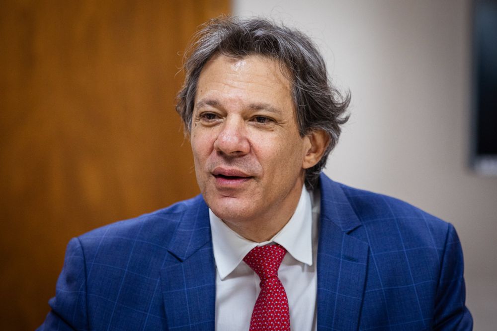 Taxação de milionários é um dos cenários para desonerar IR até R$ 5 mil, diz Haddad