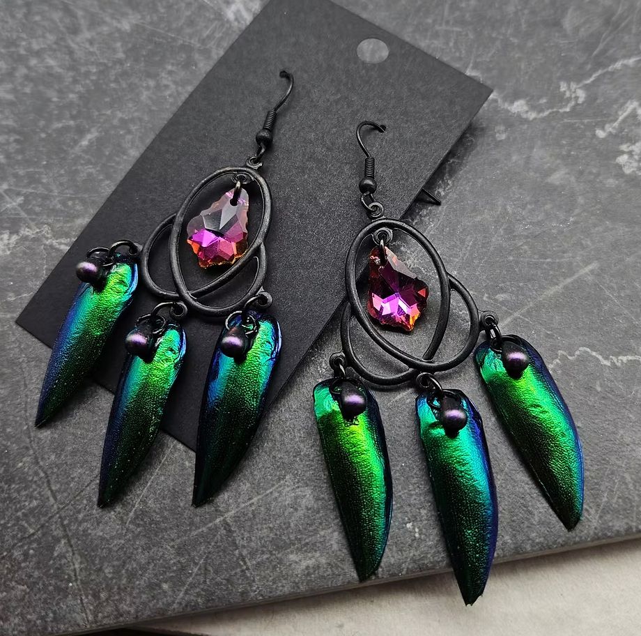 earrings made of Beetle wingcases, oxidized brass, crystal, czech glass