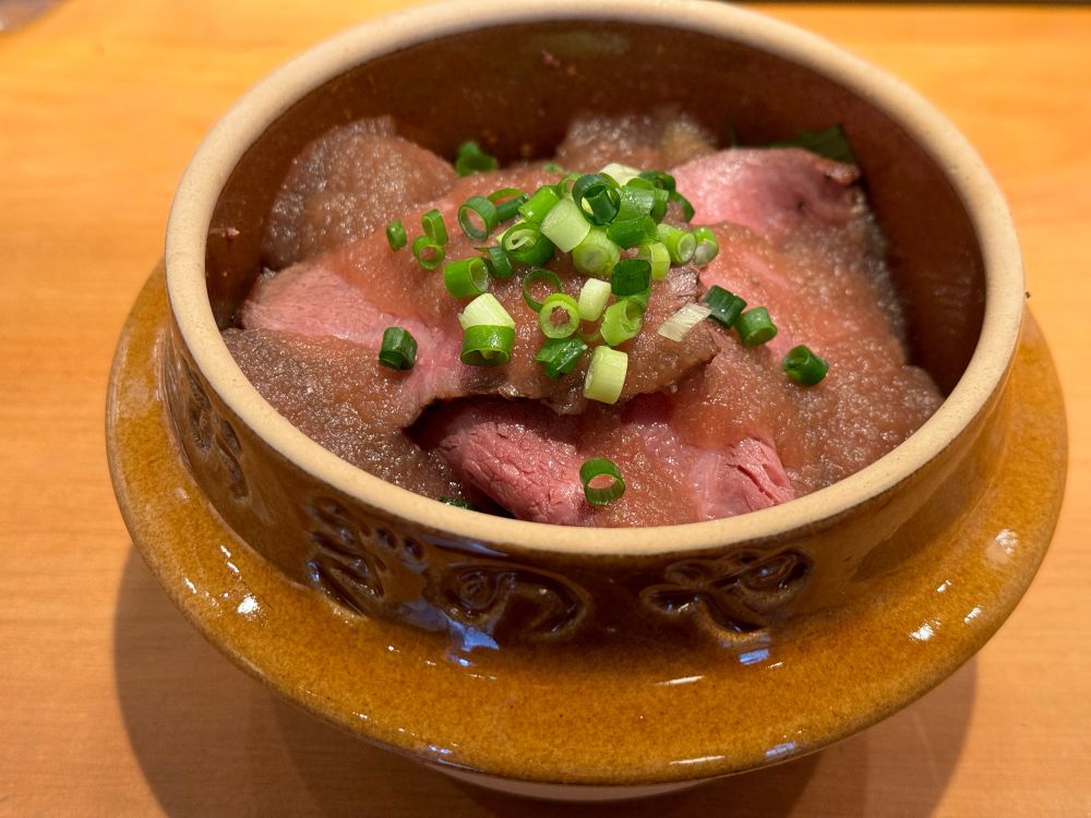 有楽町・荻野屋弦のローストビーフ丼