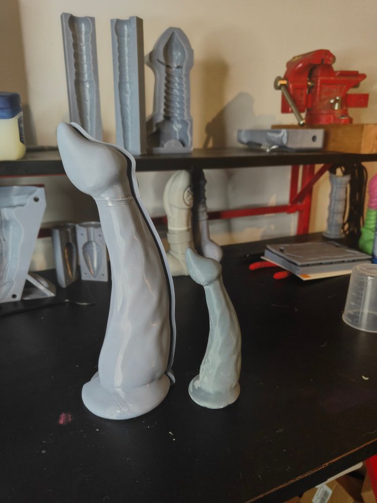 Comparison of charmander from 1st print to second print 