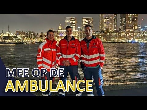 Politievlogger Jan-Willem mee op de ambulance | Middencomplexe Rotterdam