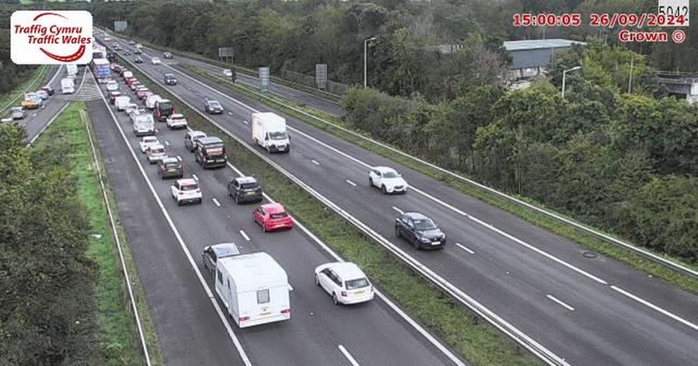 Live M4 updates as crash causes long delays