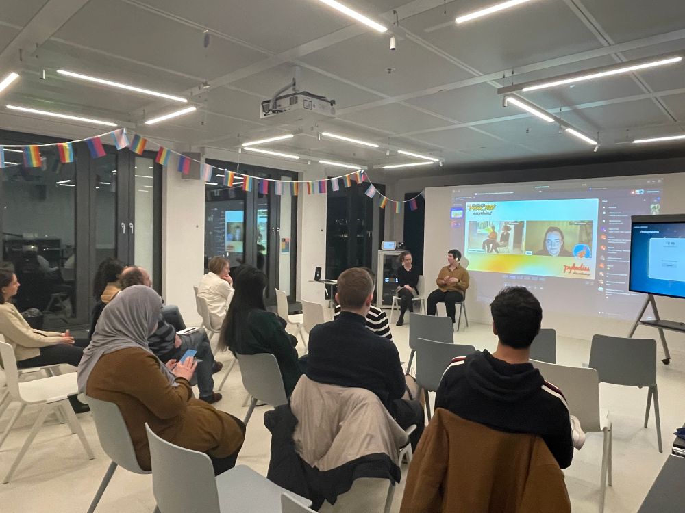 Photo at PyLadies Hamburg