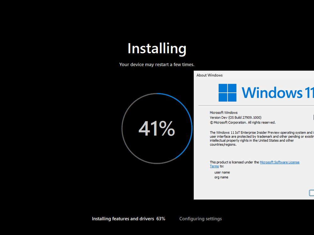 Screenshot of the old setup progress UI enabled in Windows 11 Build 27909.