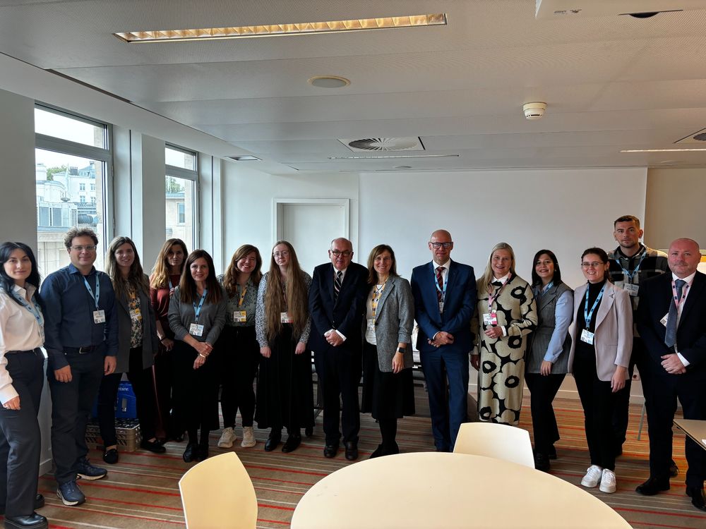 On Tuesday October 14th, SkillsPULSE participated in the interactive session “From insight to impact: leveraging data-driven approaches for smarter regional policy”, during the European Week of Regions and Cities, together with three other Horizon Europe projects, MOBI-TWIN, Re-Place EU, PREMIUM_EU. We explored how diverse methods and data tools can boost regional resilience, address talent loss and strengthen the “right to stay”, and what’s needed for effective policy uptake.