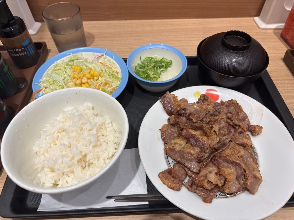 松屋のカルビ焼肉W定食