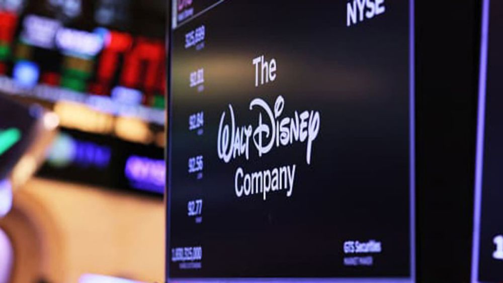 Advisory firm ISS tells Disney shareholders to side with Nelson Peltz in proxy fight