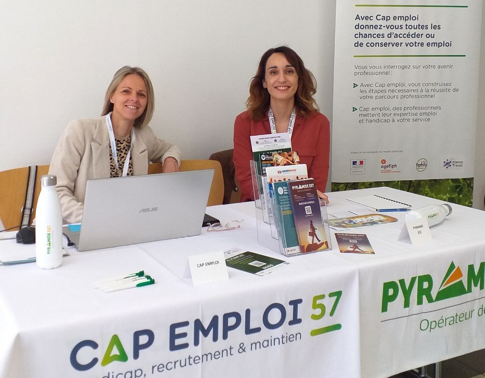 Christelle et Stéphanie étaient sur le stand ce matin.
Cette journée est l’occasion de découvrir concrètement l'engagement de l'APF pour l’inclusion professionnelle des personnes en situation de handicap, à travers la richesse des métiers, les compétences des équipes et des solutions au service des entreprises. 👀 