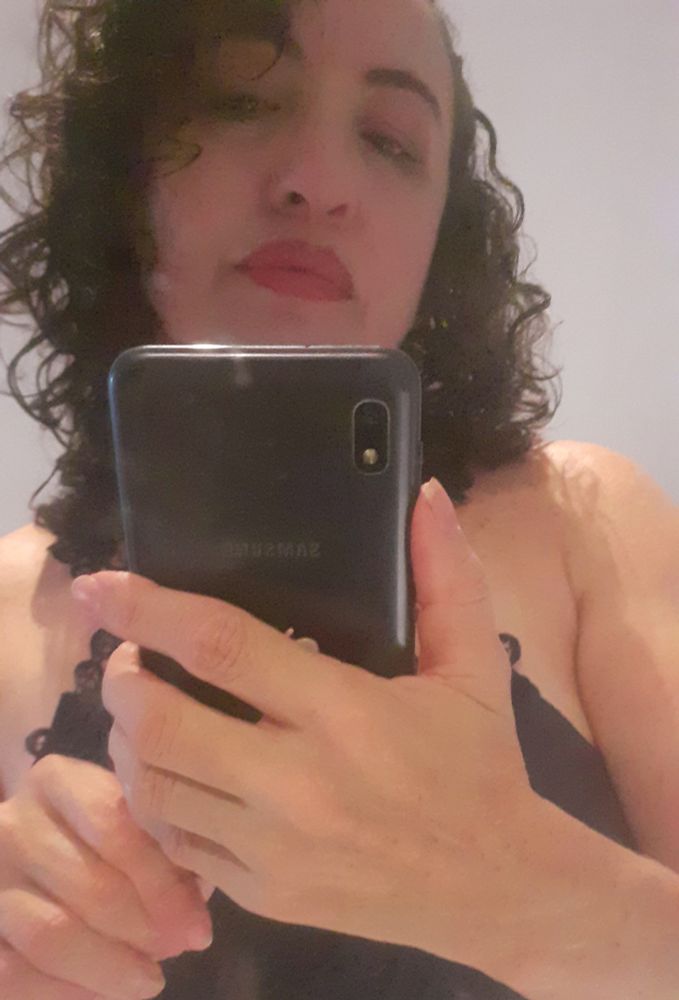 Foto colorida da dona do perfil 