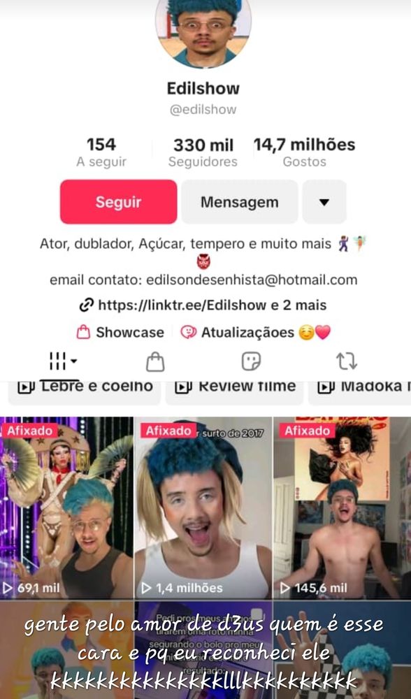 um print do perfil edilshow no twitter 
é o mesmo cara de cabelo azul da foto anterior mas em baixo na legenda está escrito
"gente pelo amor de deus quem é esse cara e porque eu reconheci ele? kkkkkkkkkkkkk"