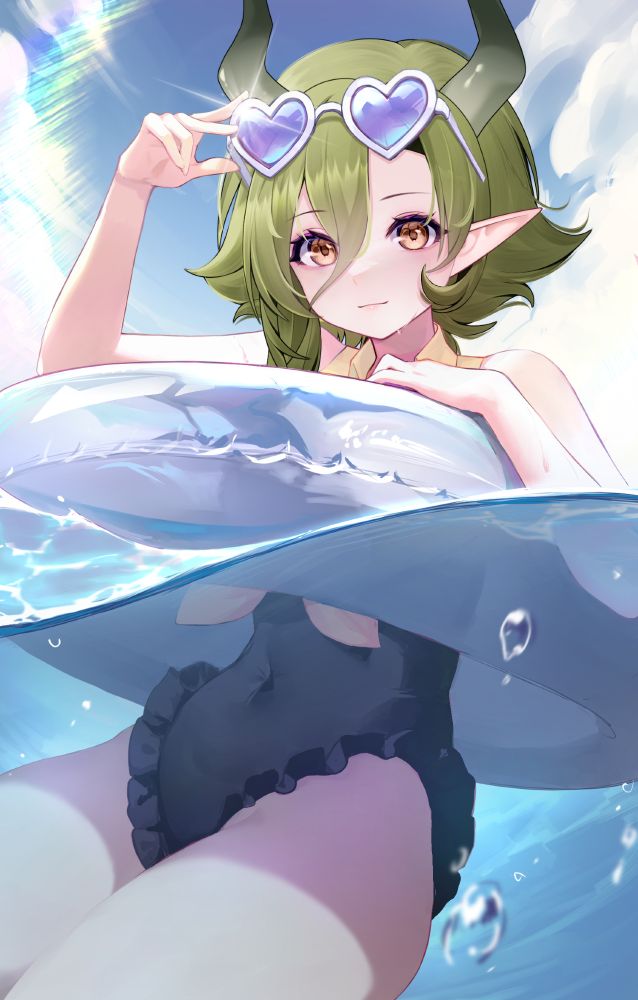 A picture of Amalia floating in the ocean.  She uses a clear-white tube and has some white sunglasses.  Her bathing suit is black.  Amalia is a green-haired dragon with green gradient horns. 