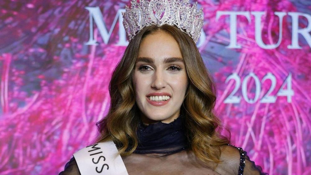 Turkey manages to create controversy about the new Miss Turkey - Erkan's Field Diary