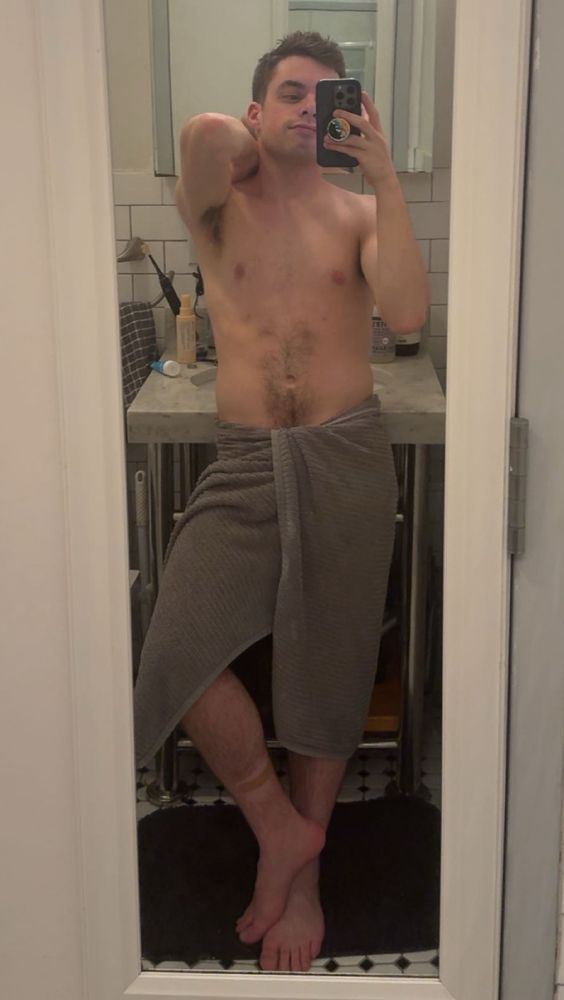 Post shower thirst trap with towel around waist in full body mirror- so… the usual lol