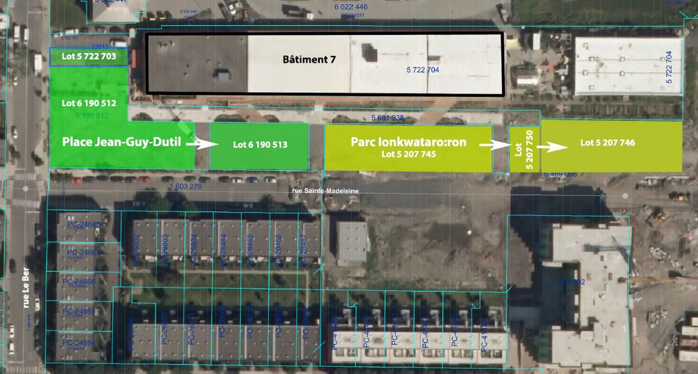 Localisation de la place Jean-Guy-Dutil et du parc Ionkwataro:ron sur les terrains des anciens ateliers du CN dans le quartier Pointe-Saint-Charles à Montréal