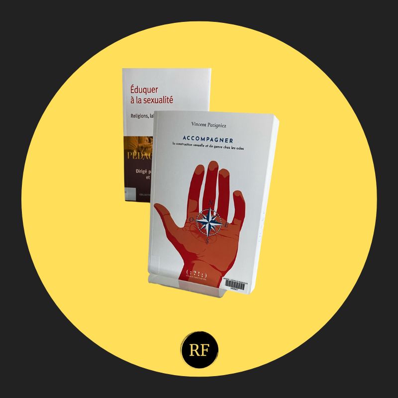 Cadre noir, cercle jaune. 
Couverture du livre : Accompagner la construction sexuelle et de genre chez les ados. Vincent Patigniez. 
On voit la paume d'une main tenir une rose des vents. 
En fond, un autre livre : Eduquer à la sexualité.