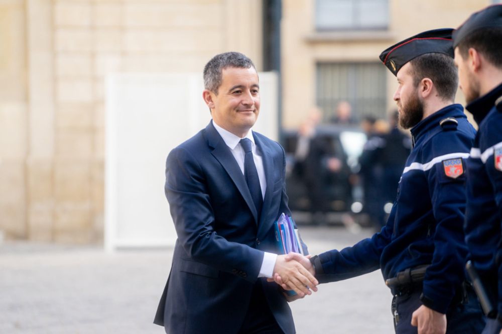 L’Université de Lausanne recrute Gérald Darmanin comme professeur d’études genre