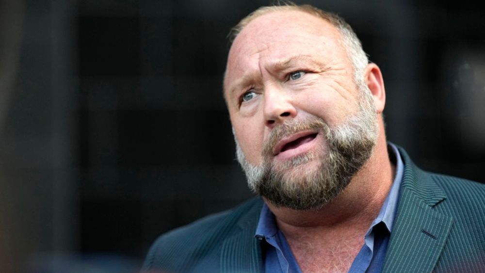 Alex Jones: Richter zwingt Verschwörungstheoretiker zum Verkauf seiner Vermögenswerte