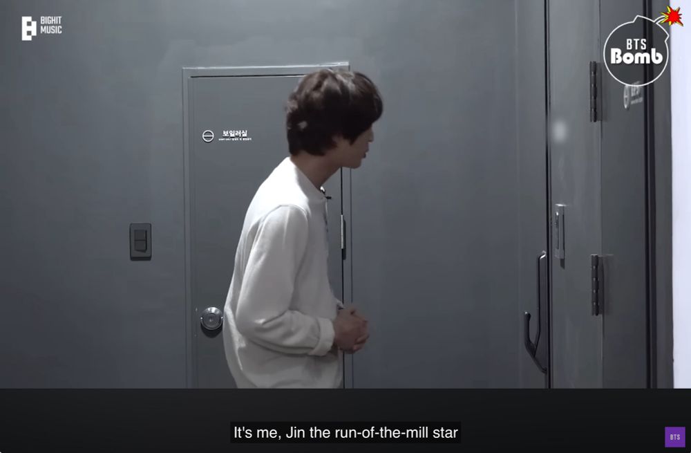 BTS Jin at the door of Young Ji’s “No Prepare” variety show, changing his approach to being let in by saying “It’s me. Jin the run-of-the-mill star.”