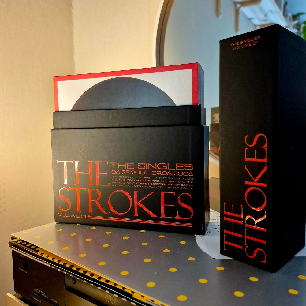 The Strokes 7" single box 