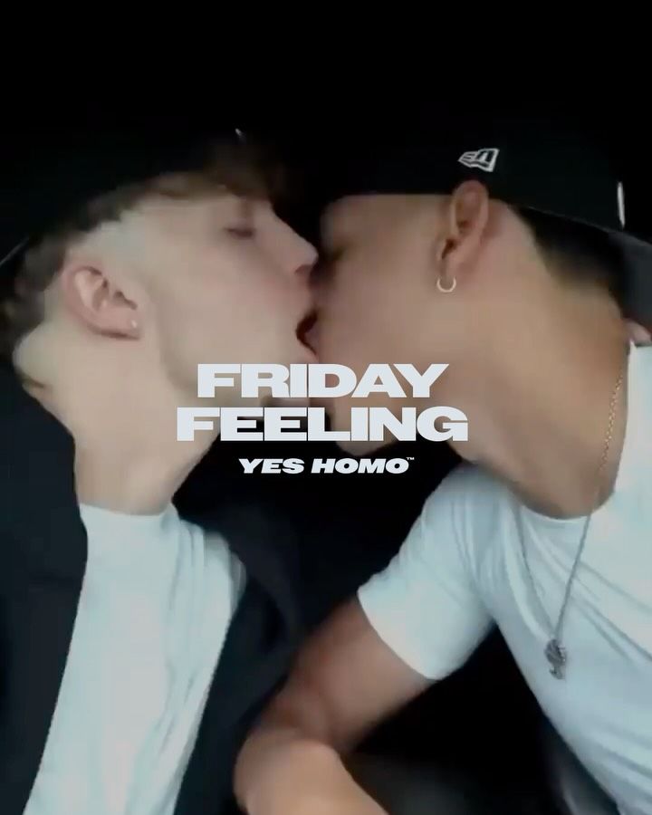 fridayyyyyyy. 🙂‍↕️