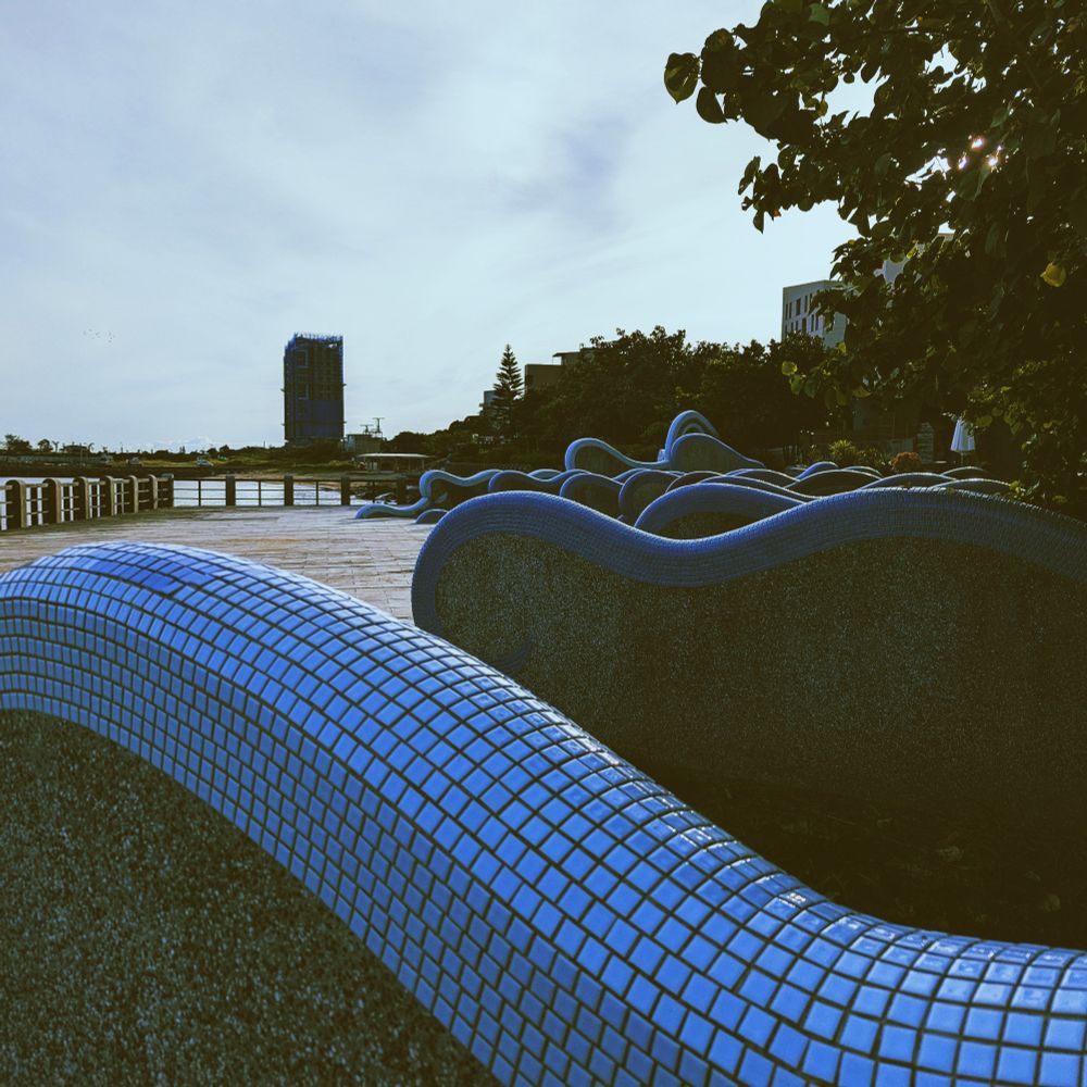 Waves echo in frozen ceramic tiles, washing up forever on the deserted shoreline.