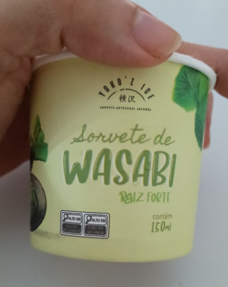 Foto de pote de sorvete de Wasabi - raiz forte 150ml
O pote é de cor verde-cana claro