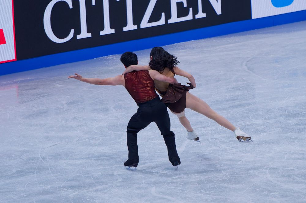 Hannah Lim - Ye Quan, spinning around