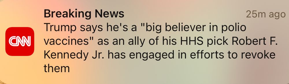 Screen shot of CNN Breaking News banner where Trump is quoted as saying he’s a “big believer in polio vaccines”