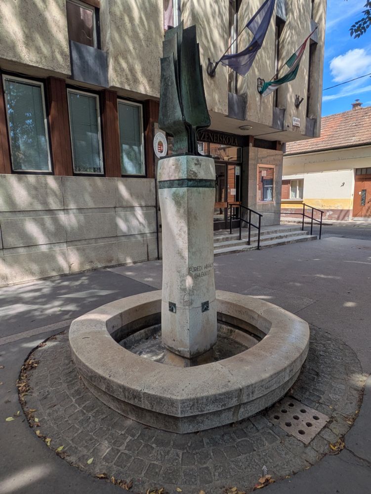 Such a Hungarian styling of a memorial fountain.