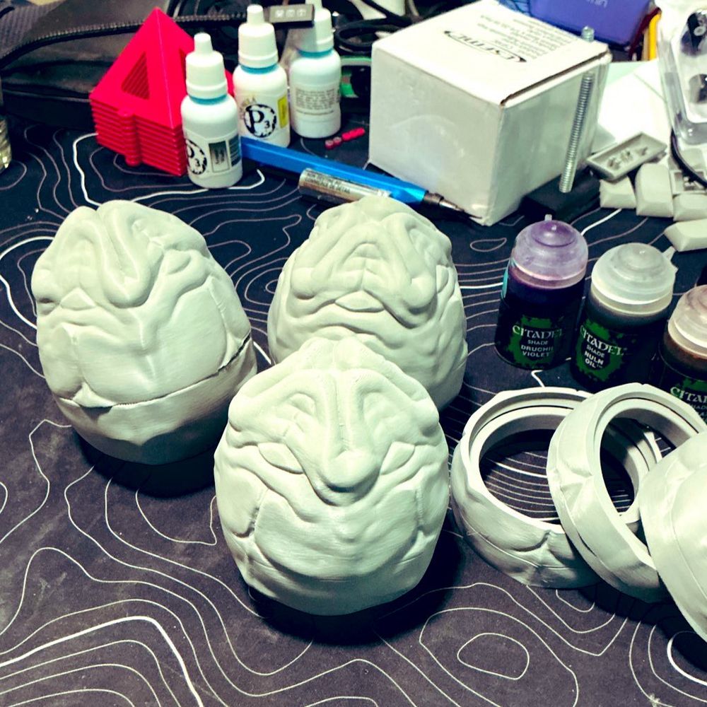 3D printed Alien Facehugger eggs made to contain candy for Easter
