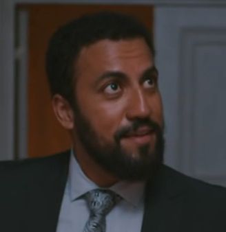 Olavinho, de Vale Tudo, chegando na mansão Roitman com cara de deslumbrado.