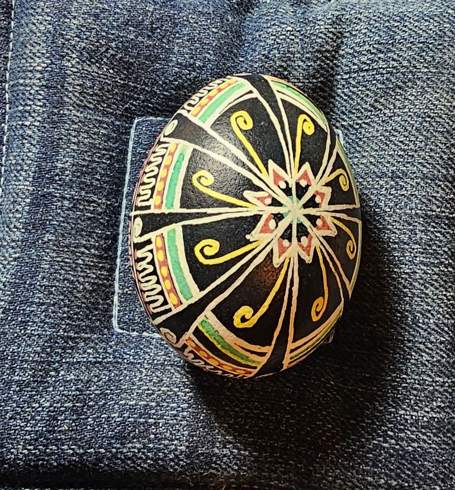 Face view of Pysanka 1, Design Book 1