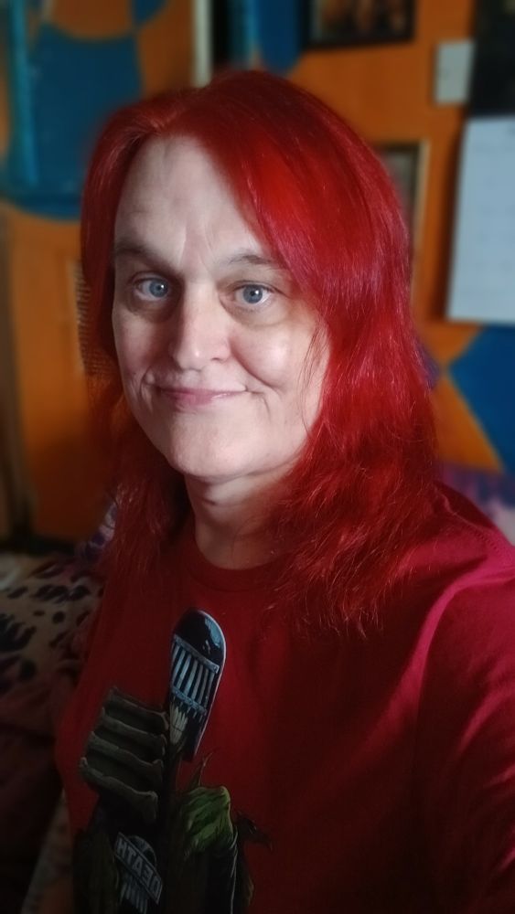 Gloria in her judge death t-shirt 